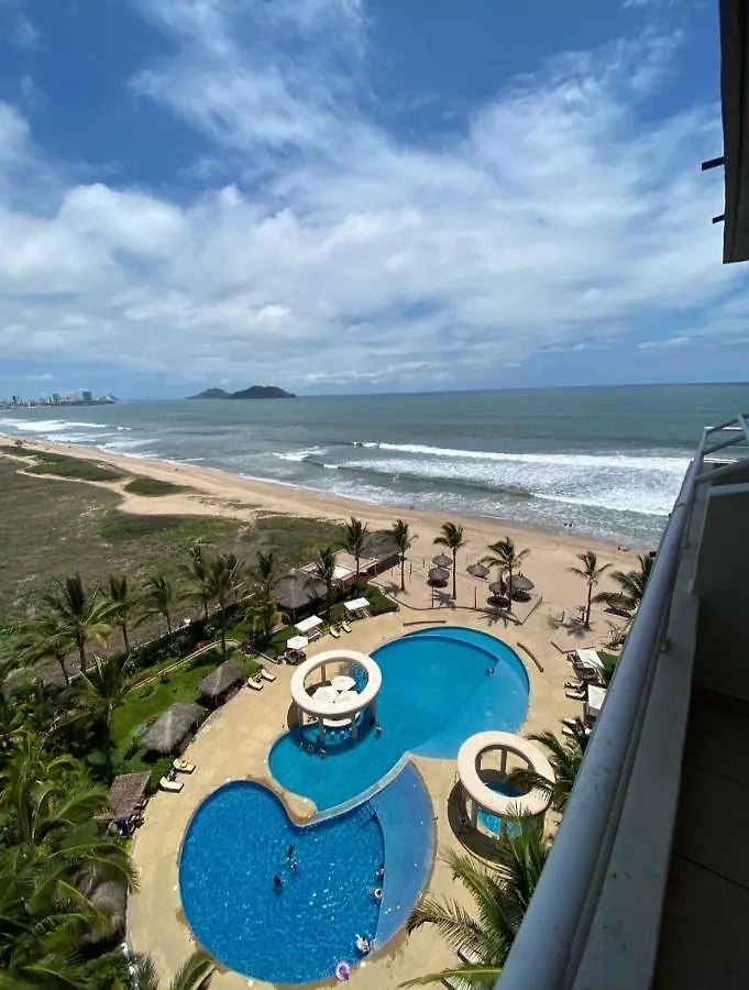 A Pie De Playa Con Alberca Jacuzzi Vista Al Mar Apartment Mazatlan