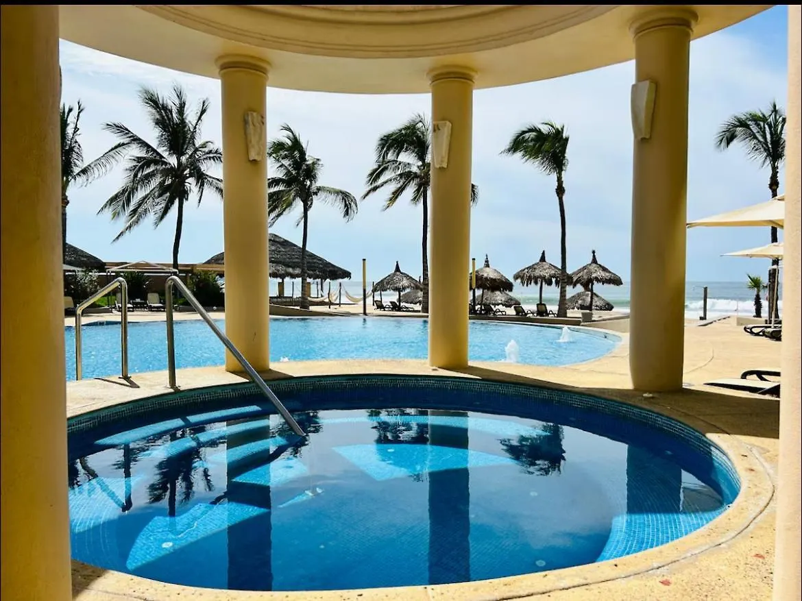 A Pie De Playa Con Alberca Jacuzzi Vista Al Mar Apartment Mazatlan 0*,  Mexico