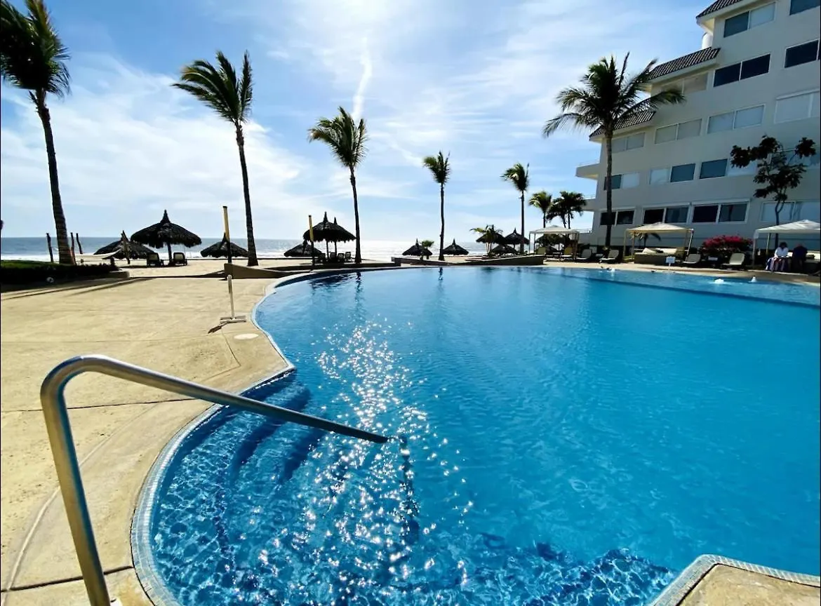 A Pie De Playa Con Alberca Jacuzzi Vista Al Mar Apartment Mazatlan 0*,  Mexico
