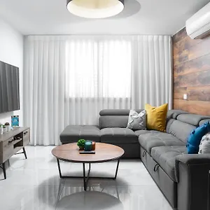 https://hotel-eilat-14.eilathotels.net